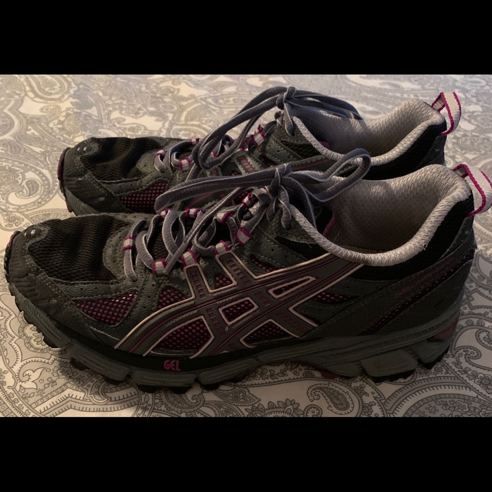ASICS Women’s Sneakers—Size 9